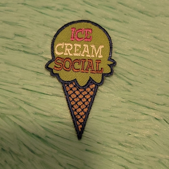 10 for $12 OC Girl Scout Patches - Picture 6 of 12